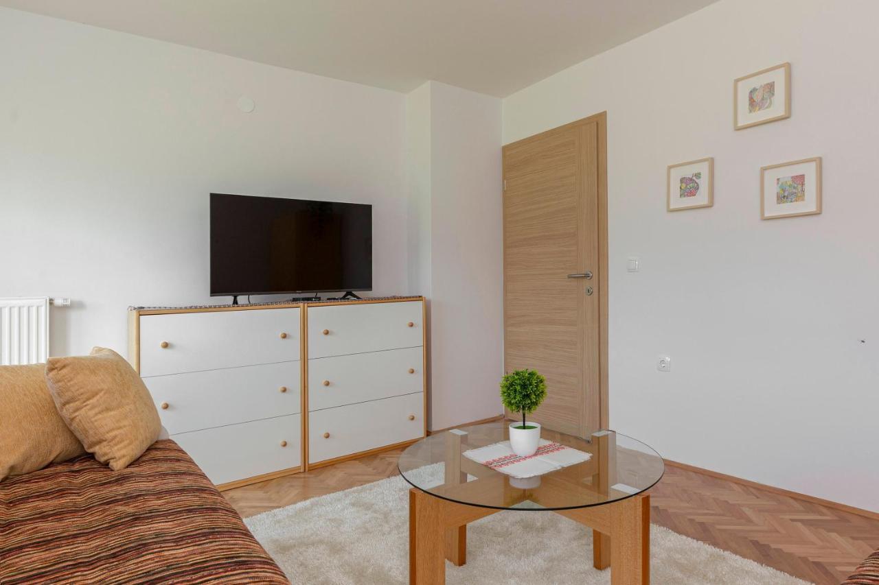 Apartamento Hisa V Zelenem Bled Exterior foto